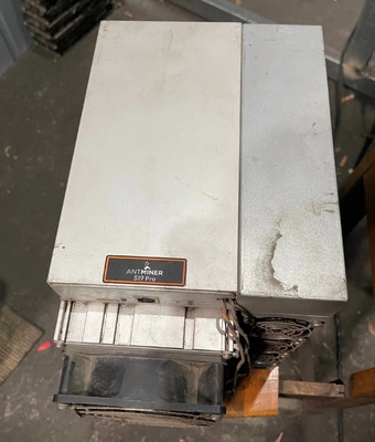 Bitmain d'occasion Antminer S19 pro 110T 3250W a mordu l'exploitation de Cion