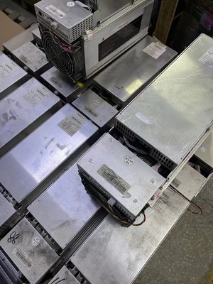 Occasion 3250W Bitmain Antminer S19 95T Hashrate 400*195.5*290