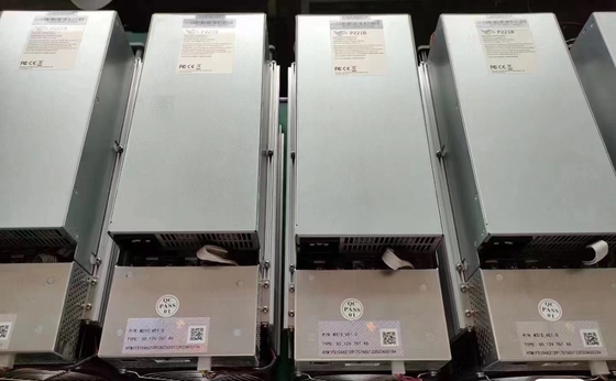 M31S ​​76T a utilisé la ligne électrique du CEI C19 de la machine 44J/T 2660W de mineur d'Asic